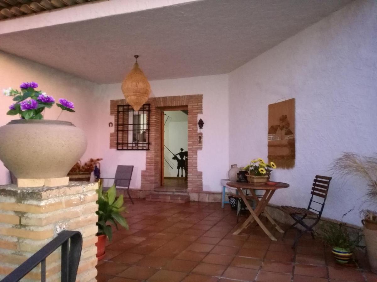 فيلا Burguillos de Toledoفي Casa Rural La Amistad المظهر الخارجي الصورة