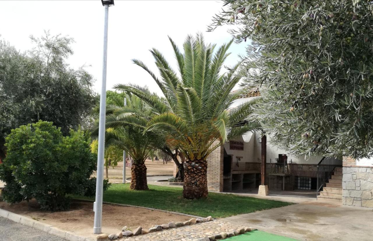 فيلا Burguillos de Toledoفي Casa Rural La Amistad المظهر الخارجي الصورة