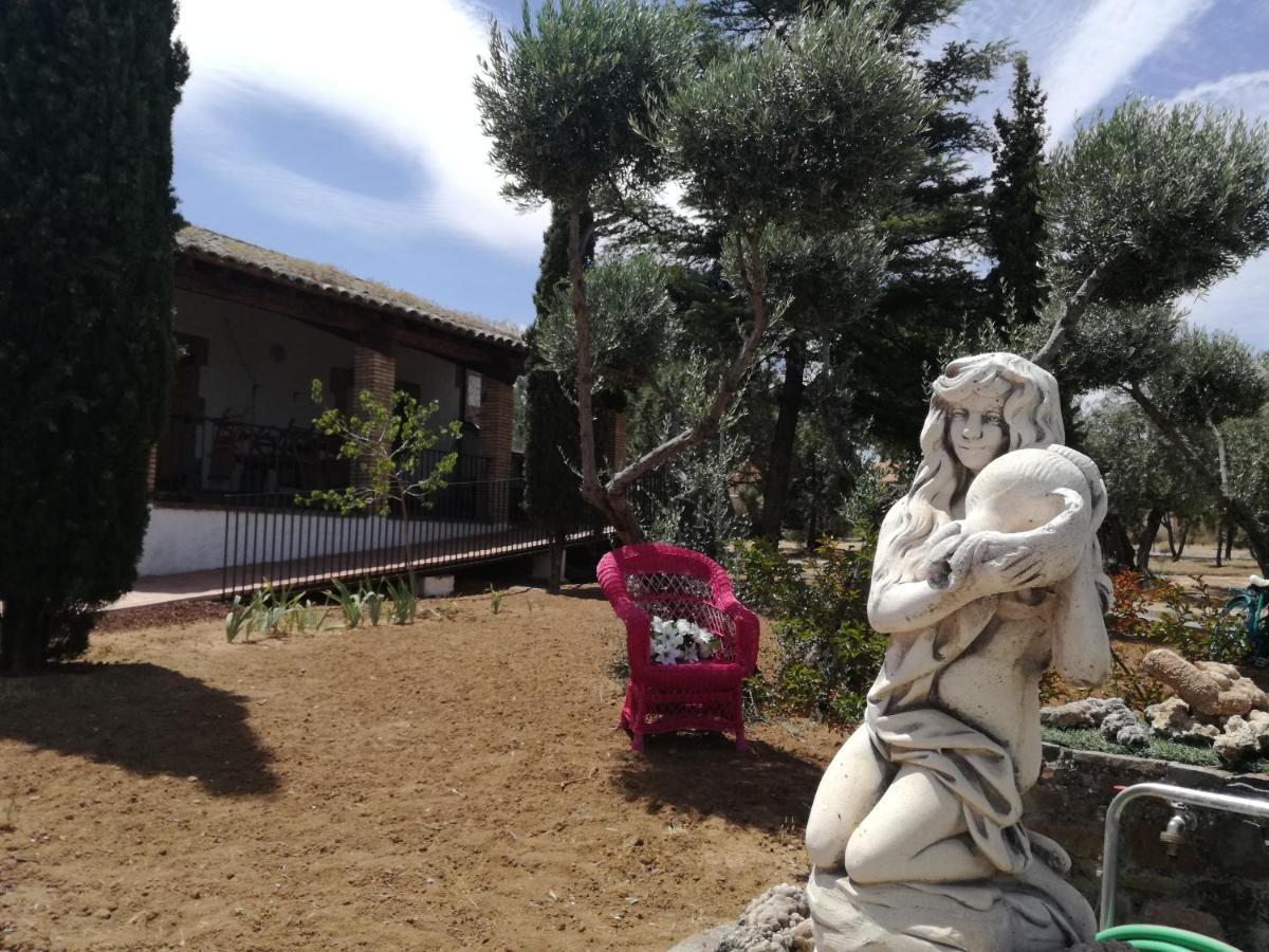 فيلا Burguillos de Toledoفي Casa Rural La Amistad المظهر الخارجي الصورة