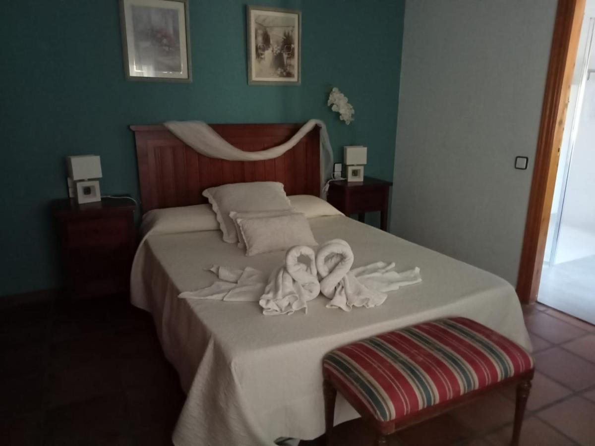 فيلا Burguillos de Toledoفي Casa Rural La Amistad المظهر الخارجي الصورة