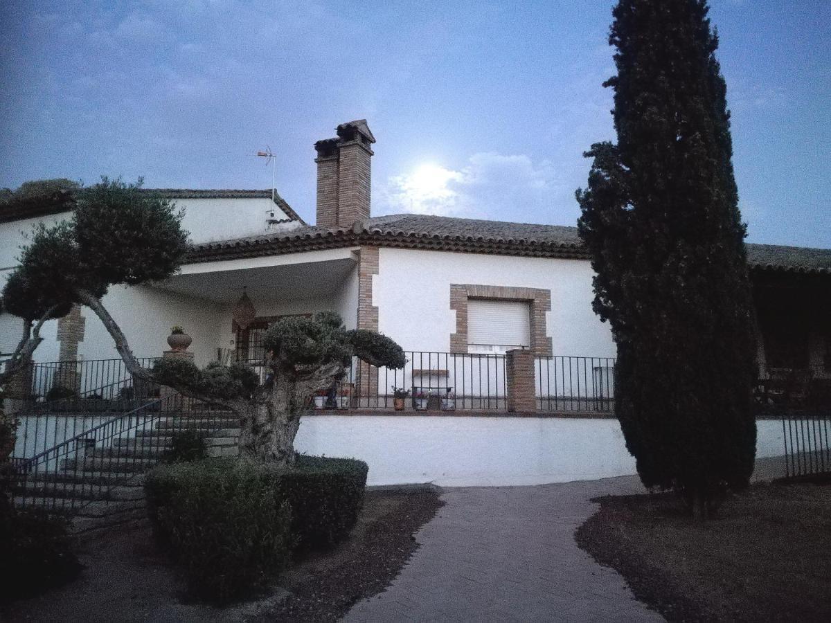 فيلا Burguillos de Toledoفي Casa Rural La Amistad المظهر الخارجي الصورة