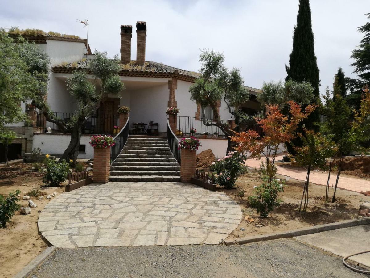 فيلا Burguillos de Toledoفي Casa Rural La Amistad المظهر الخارجي الصورة