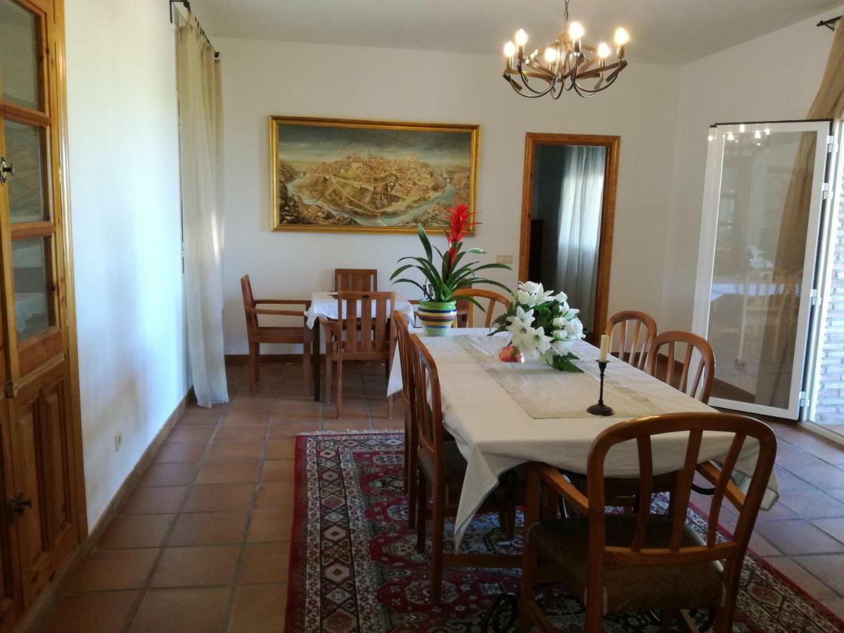 فيلا Burguillos de Toledoفي Casa Rural La Amistad المظهر الخارجي الصورة