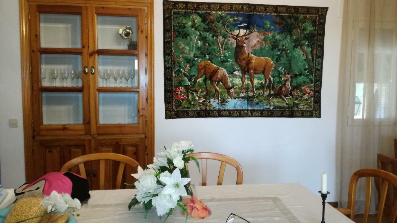 فيلا Burguillos de Toledoفي Casa Rural La Amistad المظهر الخارجي الصورة