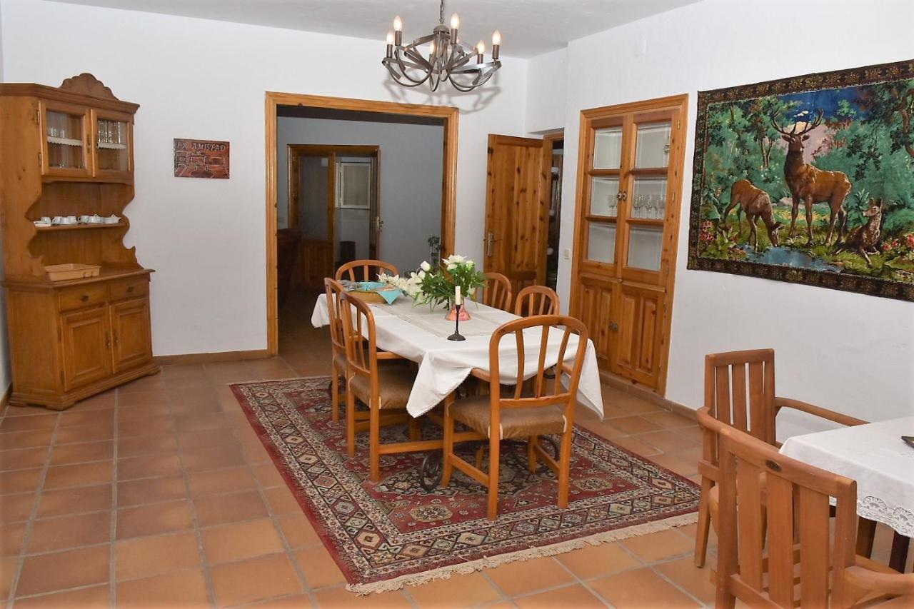 فيلا Burguillos de Toledoفي Casa Rural La Amistad المظهر الخارجي الصورة